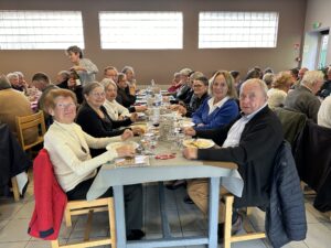 Lire la suite à propos de l’article Repas de Noël du club de l’Amitié de Saint-Pierre-des-Nids